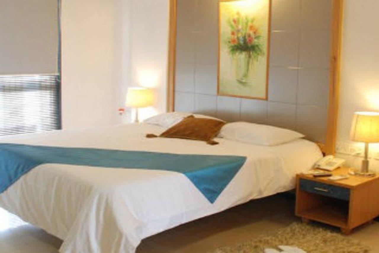 Treebo Edha Suites Koramangala Bangalore Buitenkant foto