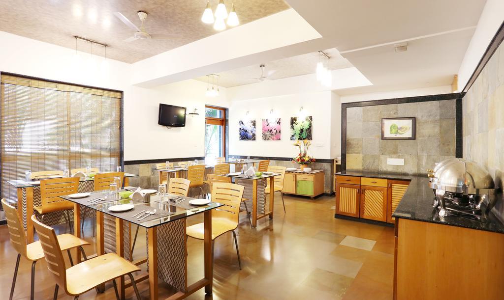 Treebo Edha Suites Koramangala Bangalore Buitenkant foto