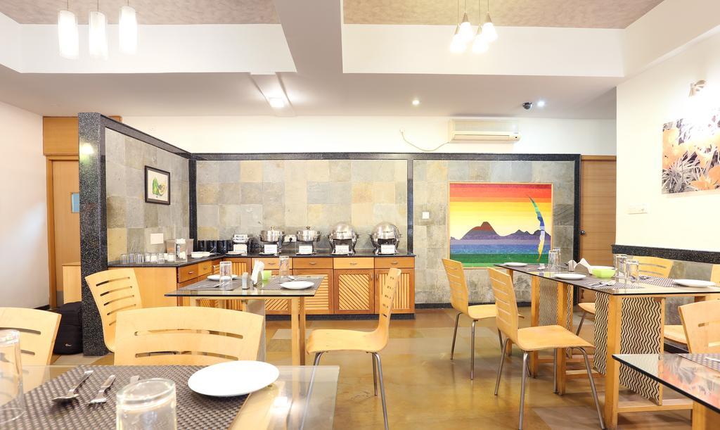 Treebo Edha Suites Koramangala Bangalore Buitenkant foto