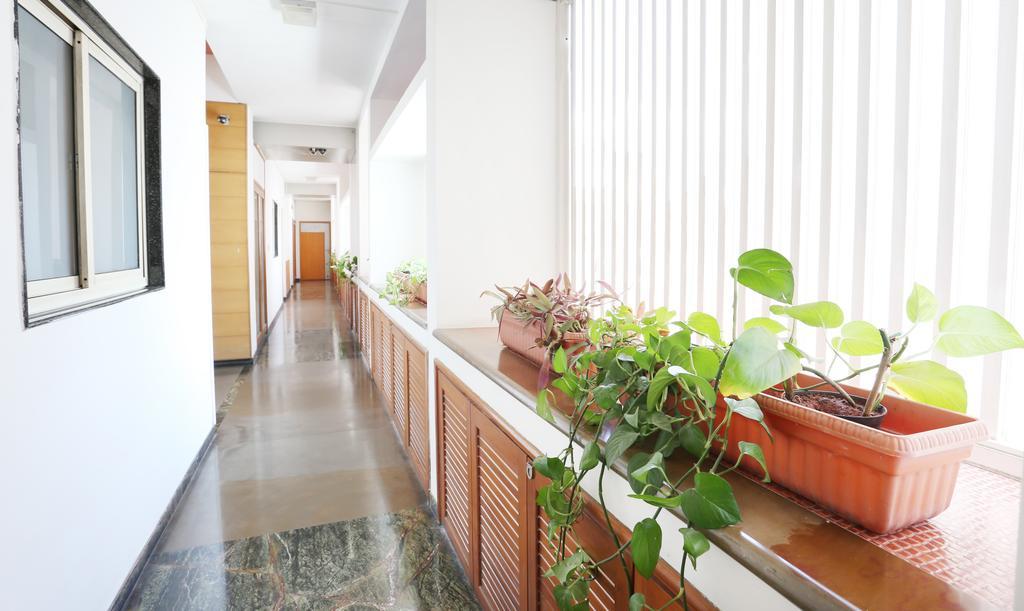 Treebo Edha Suites Koramangala Bangalore Buitenkant foto