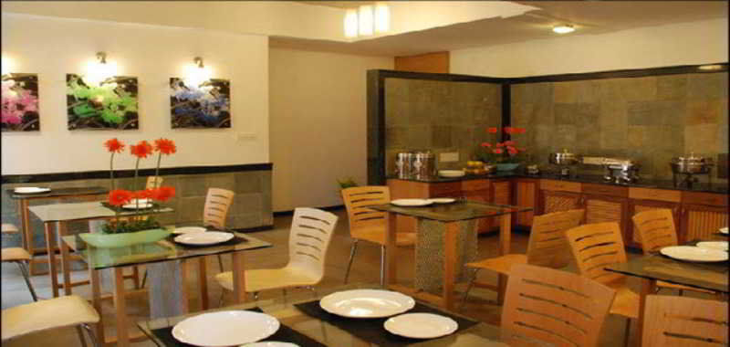 Treebo Edha Suites Koramangala Bangalore Buitenkant foto