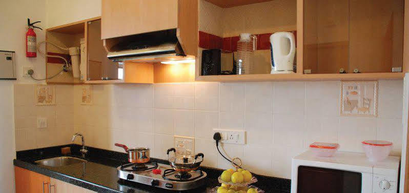 Treebo Edha Suites Koramangala Bangalore Buitenkant foto