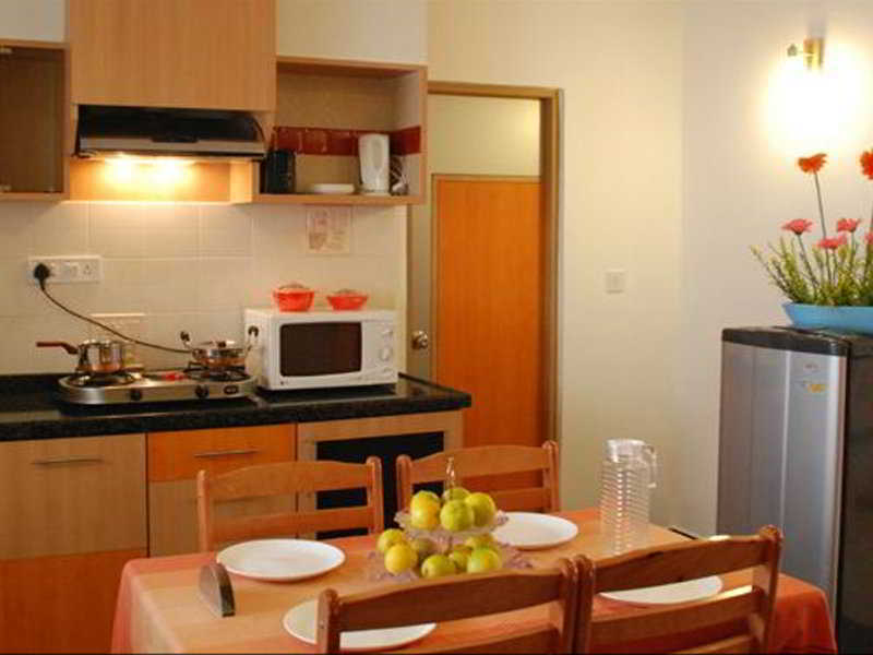 Treebo Edha Suites Koramangala Bangalore Buitenkant foto
